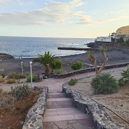 Arcoiris Residencial * Callao Salvaje